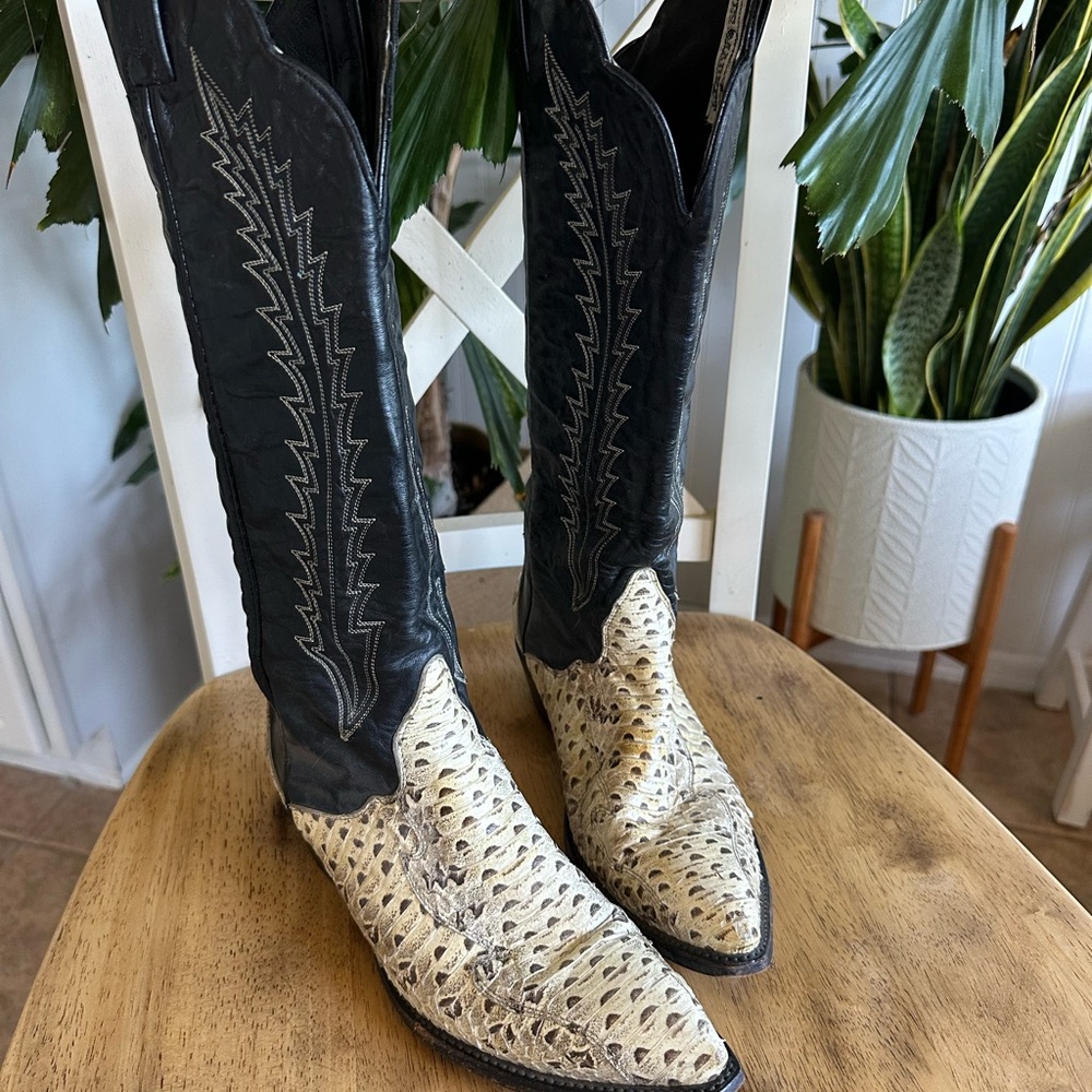 Snake and leather cowboy boots